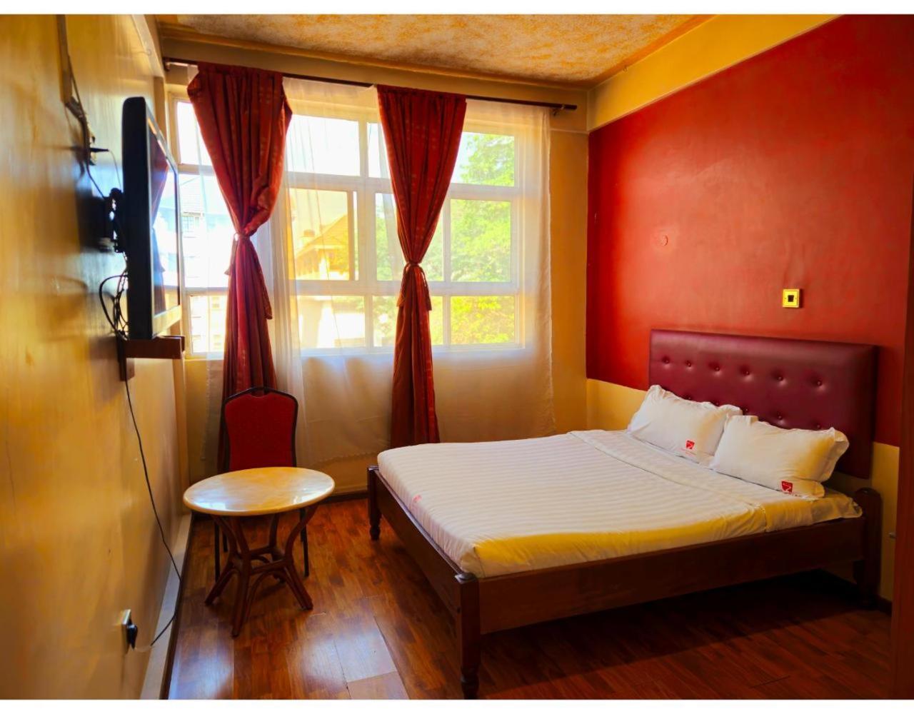 Pearl Palace Hotel Найроби Экстерьер фото